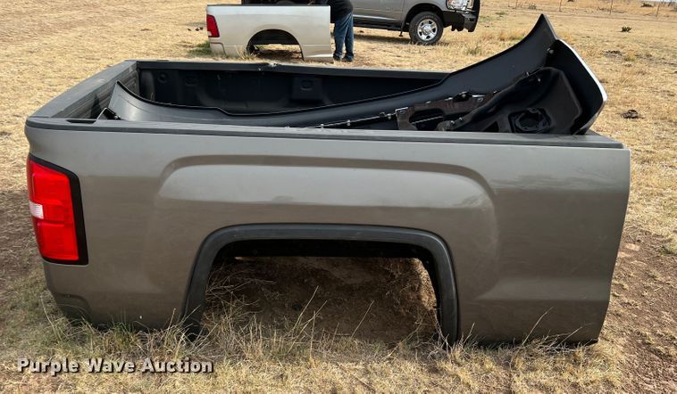 image for item DR1485 2017 GMC Sierra  pickup truck bed