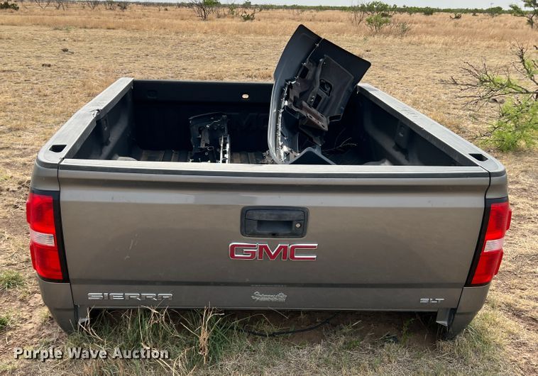 image for item DR1485 2017 GMC Sierra  pickup truck bed