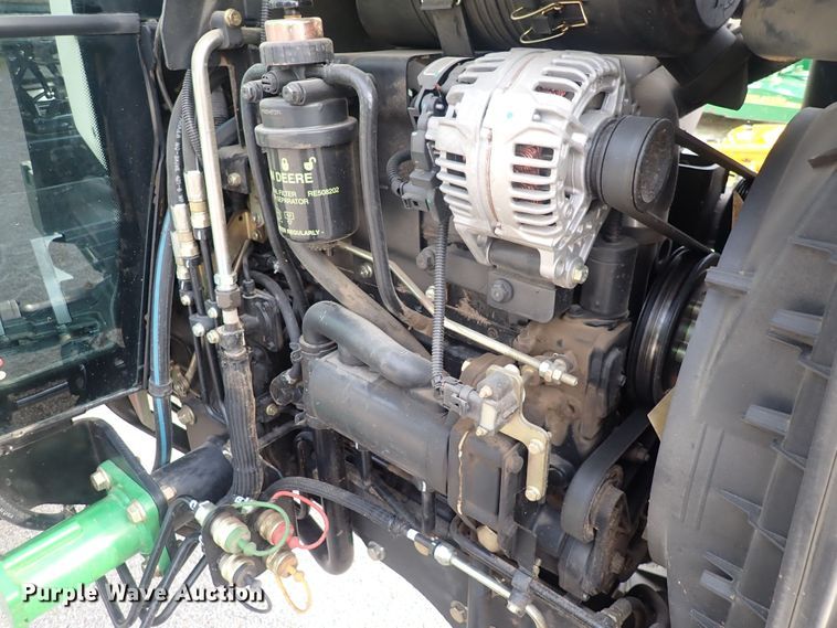image for item DS7068 2006 John Deere 4520  MFWD tractor