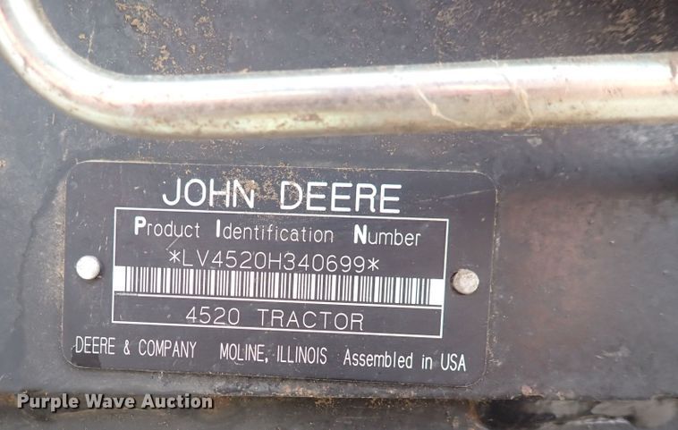 image for item DS7068 2006 John Deere 4520  MFWD tractor