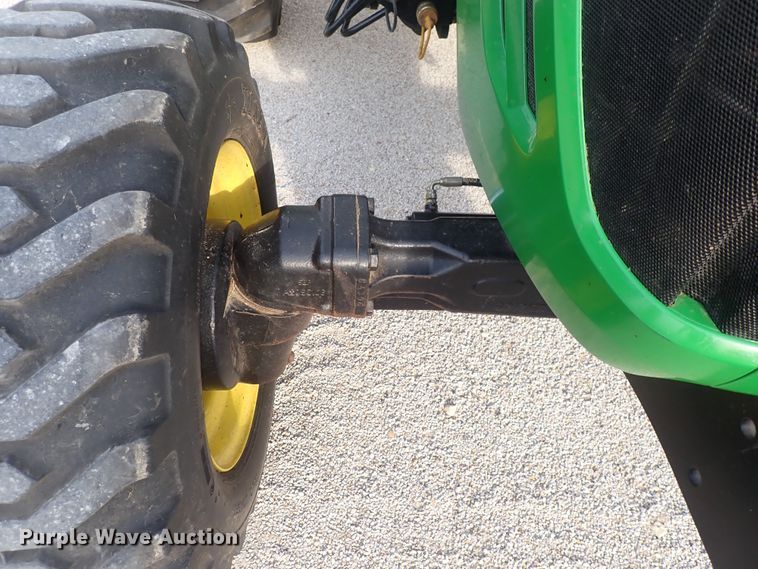 image for item DS7068 2006 John Deere 4520  MFWD tractor
