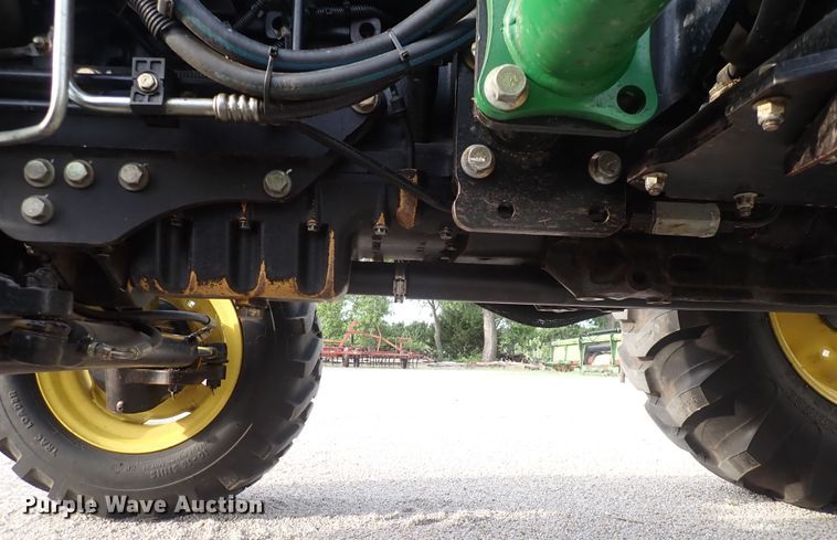 image for item DS7068 2006 John Deere 4520  MFWD tractor