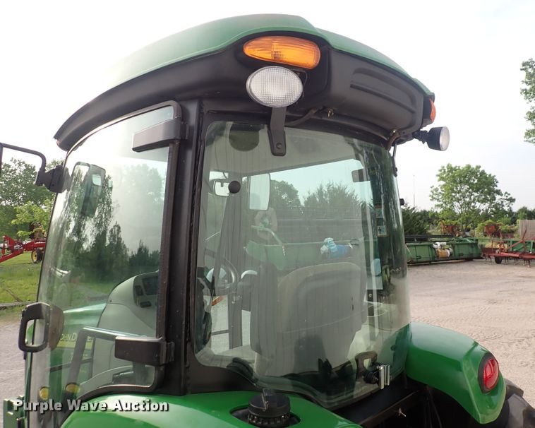 image for item DS7068 2006 John Deere 4520  MFWD tractor