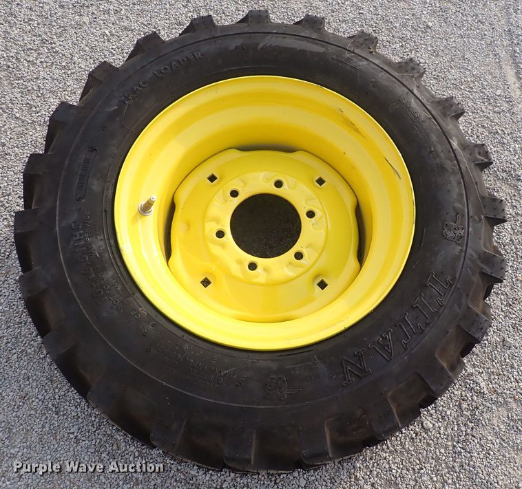 image for item DS7068 2006 John Deere 4520  MFWD tractor