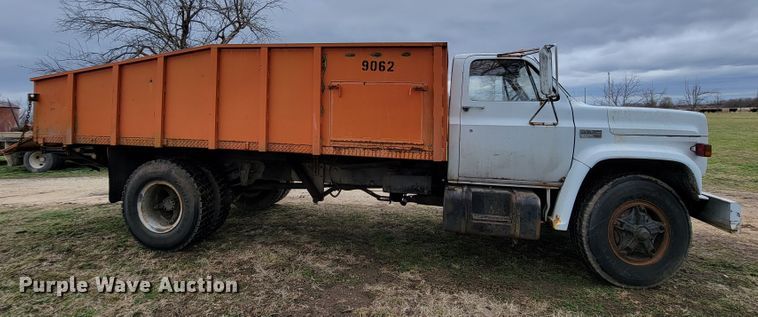 image for item HF9327 1979 GMC 7000  dump truck
