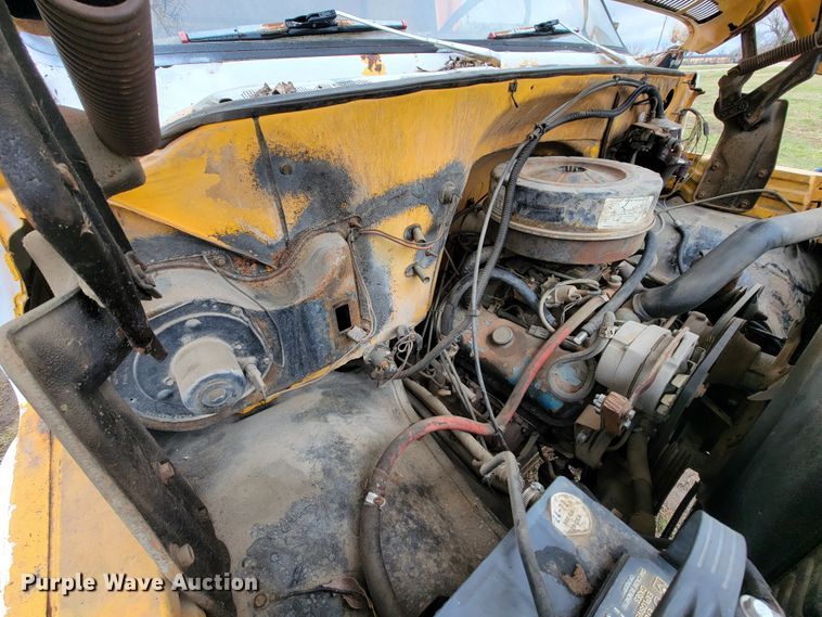 image for item HF9327 1979 GMC 7000  dump truck