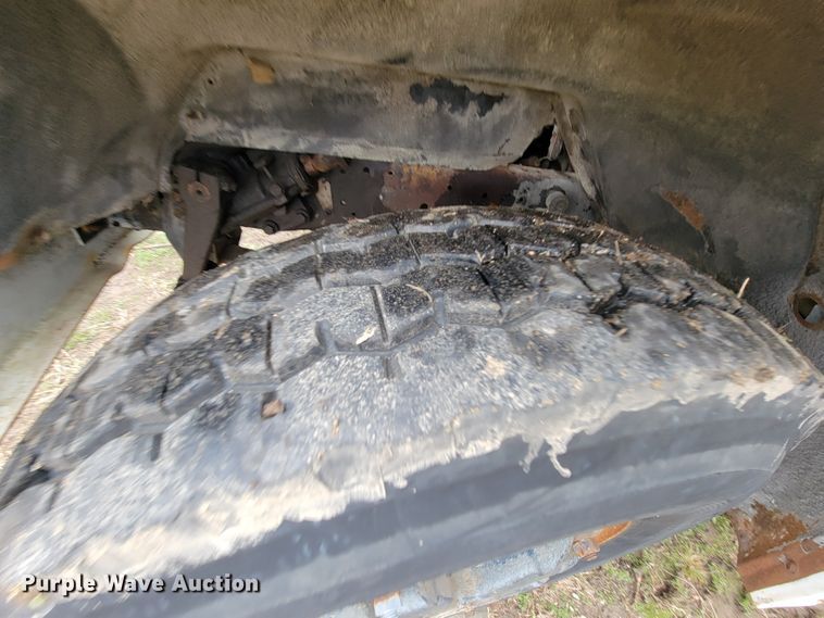 image for item HF9327 1979 GMC 7000  dump truck