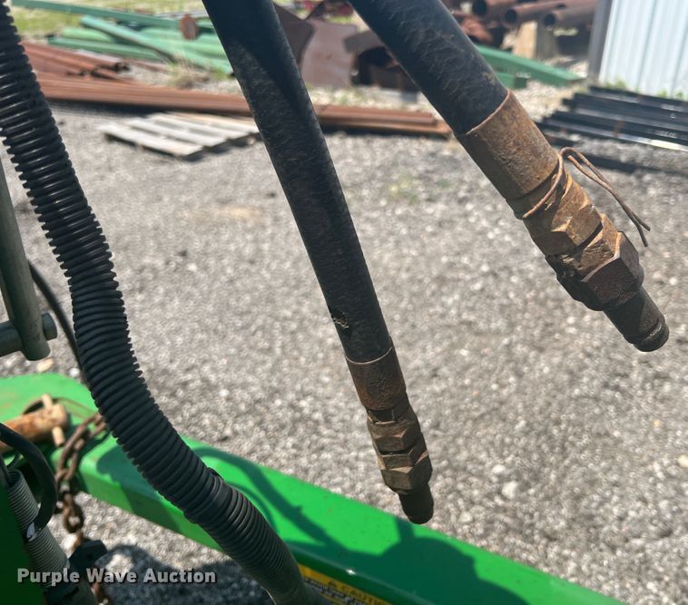 image for item HL9000 John Deere 2200  field cultivator