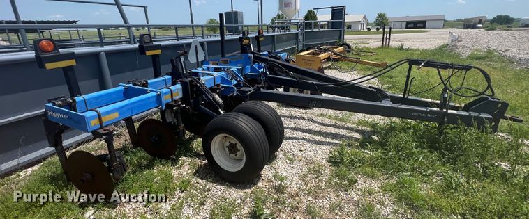 image for item HL9013 Case IH 2500B  in-line ripper