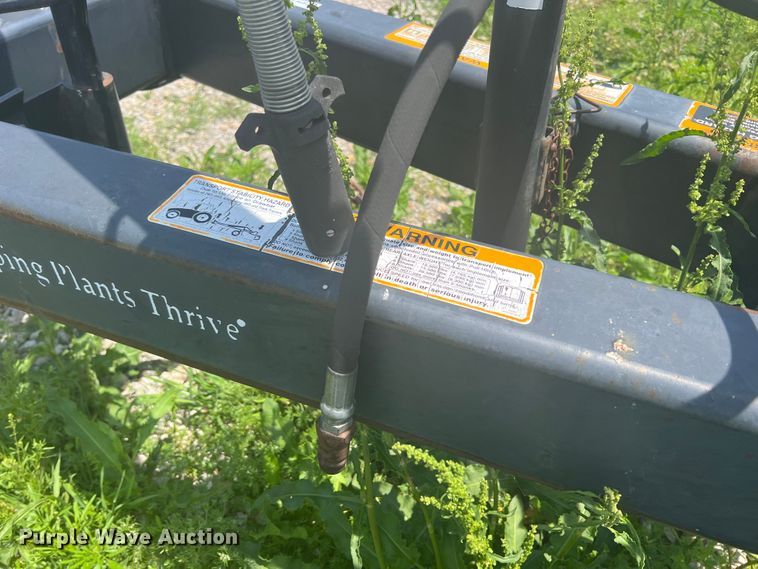 image for item HL9013 Case IH 2500B  in-line ripper