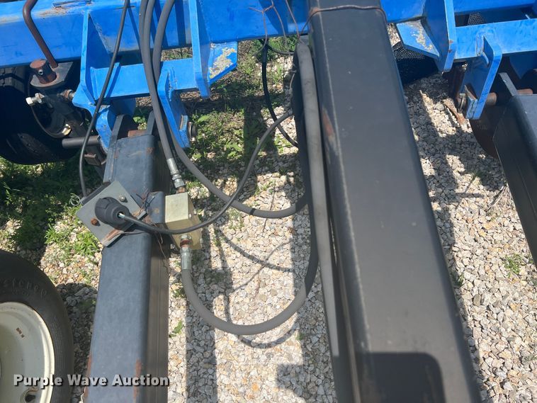 image for item HL9013 Case IH 2500B  in-line ripper