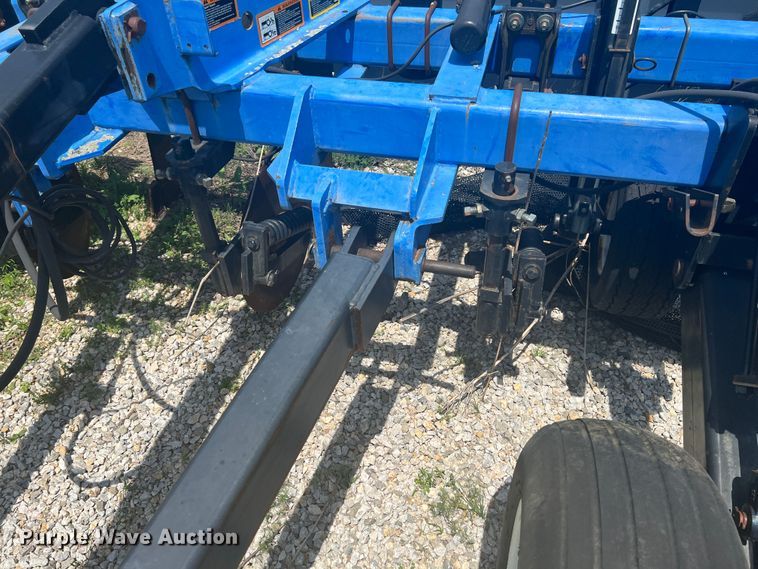 image for item HL9013 Case IH 2500B  in-line ripper