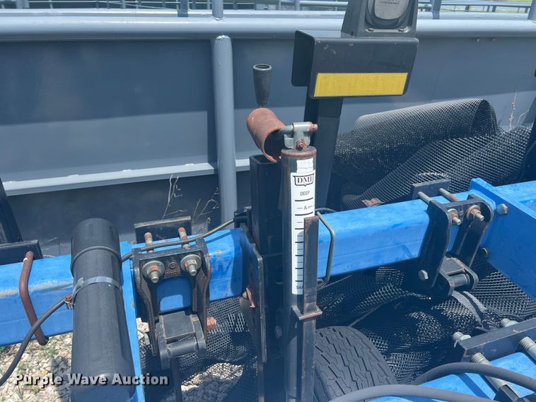 image for item HL9013 Case IH 2500B  in-line ripper