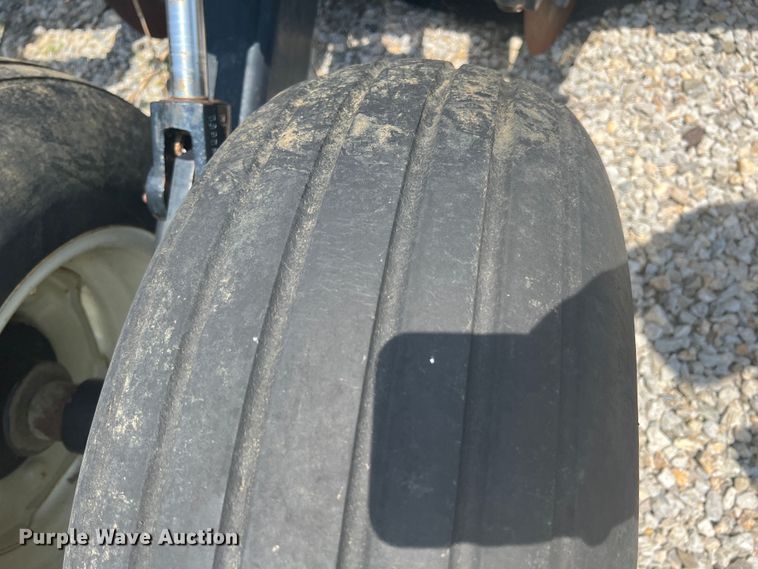 image for item HL9013 Case IH 2500B  in-line ripper