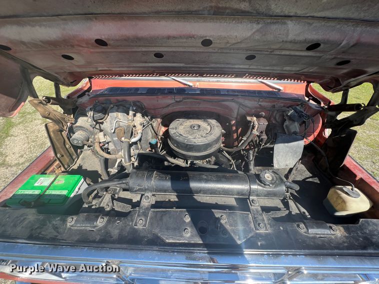 image for item HL9015 1978 GMC 6500  grain truck