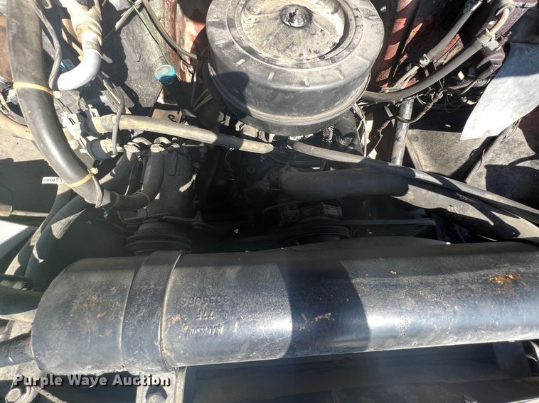 image for item HL9015 1978 GMC 6500  grain truck