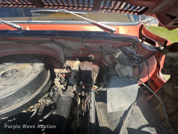 image for item HL9015 1978 GMC 6500  grain truck