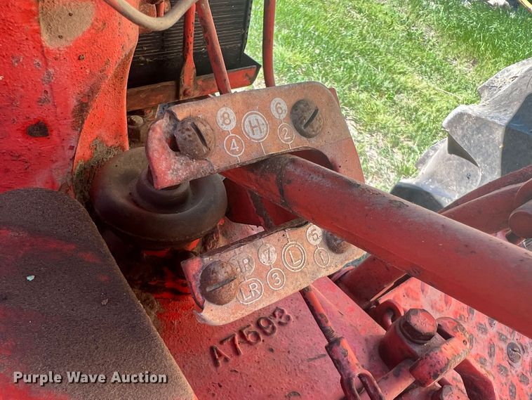 image for item HL9017 Case 401  tractor