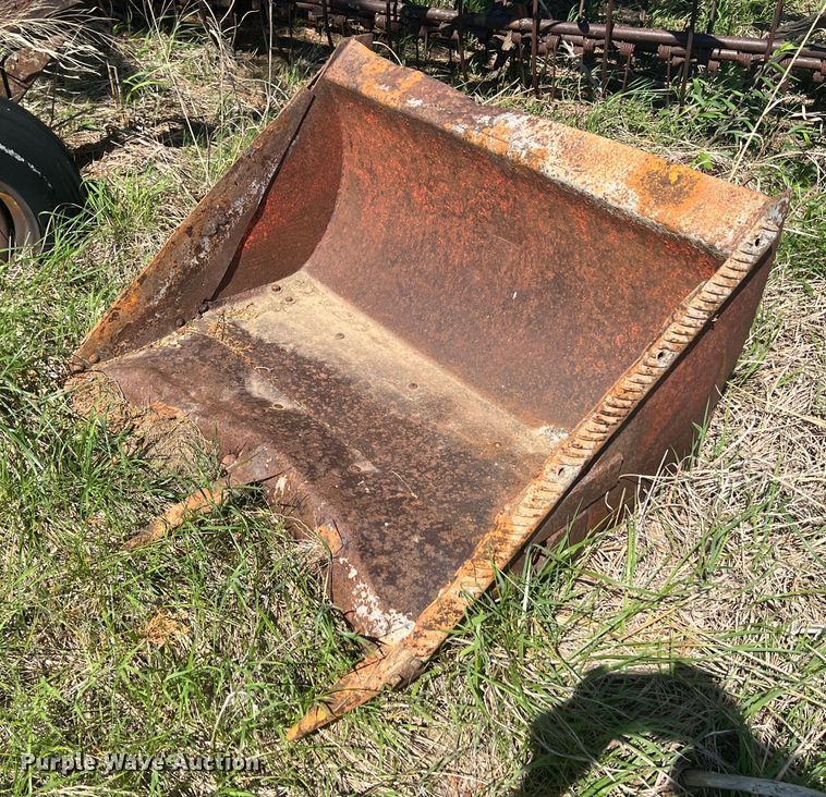 image for item HL9017 Case 401  tractor