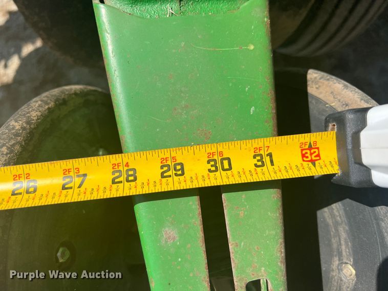 image for item HL9018 John Deere 7200  planter