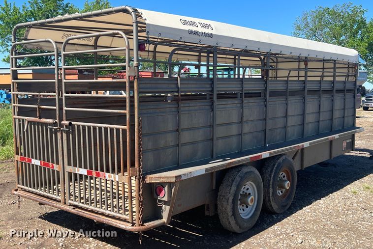 image for item HL9026 2004 W-W Trailers  livestock trailer