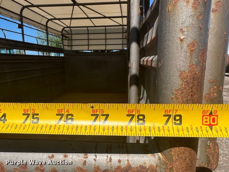 image for item HL9026 2004 W-W Trailers  livestock trailer