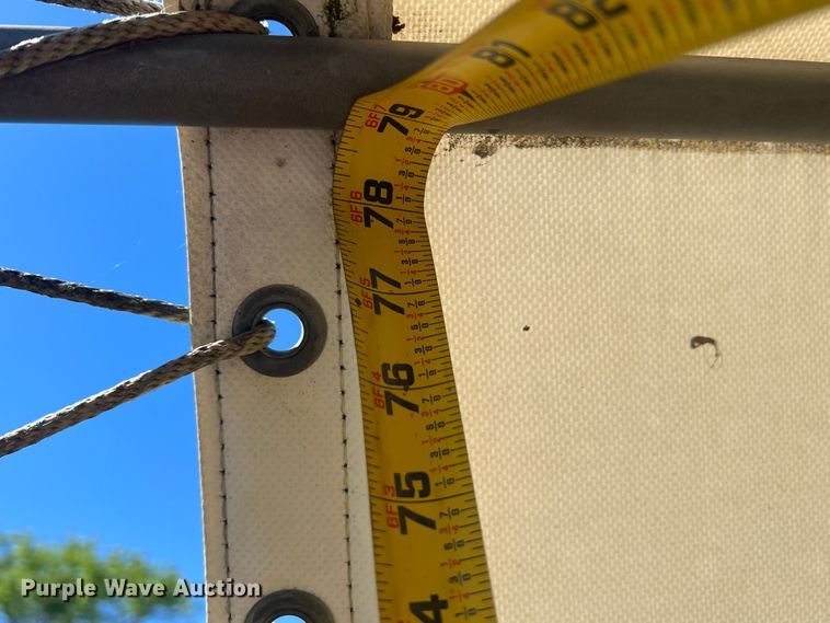 image for item HL9026 2004 W-W Trailers  livestock trailer