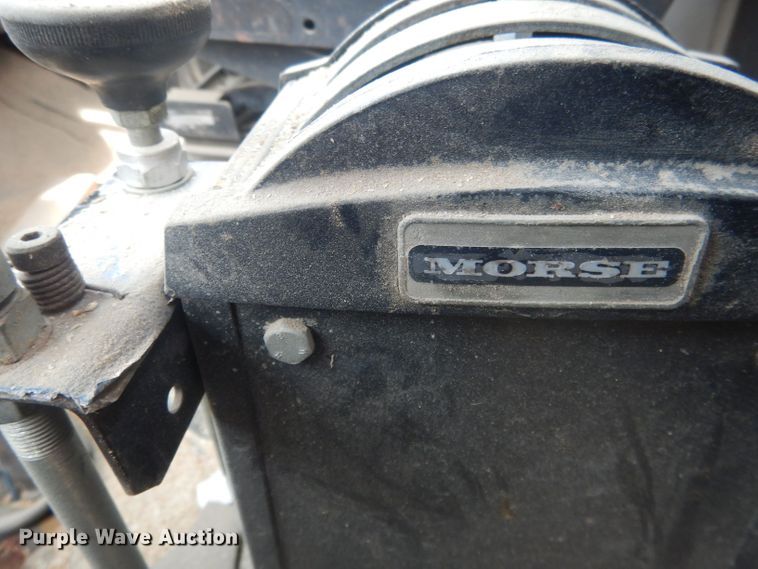 image for item HU9410 1973 Ford 880  grain truck