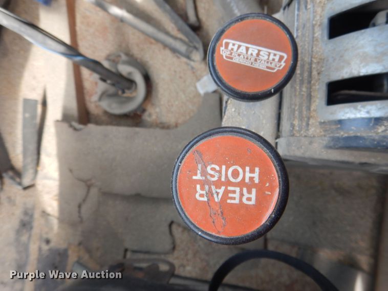 image for item HU9410 1973 Ford 880  grain truck