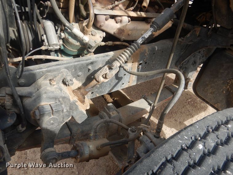 image for item HU9410 1973 Ford 880  grain truck