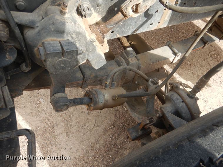 image for item HU9410 1973 Ford 880  grain truck