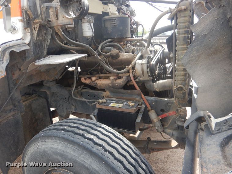 image for item HU9410 1973 Ford 880  grain truck