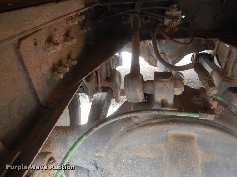 image for item HU9410 1973 Ford 880  grain truck