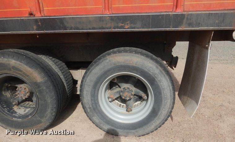 image for item HU9410 1973 Ford 880  grain truck