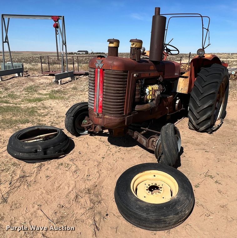 image for item IG9493 Massey Ferguson MF98  tractor