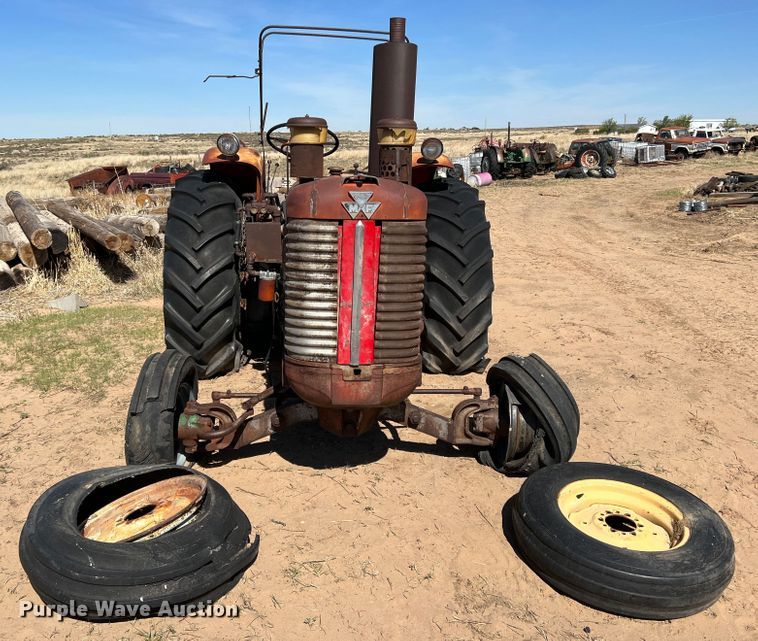 image for item IG9493 Massey Ferguson MF98  tractor