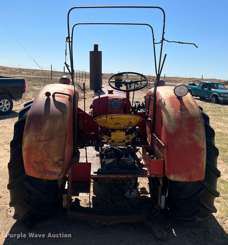 image for item IG9493 Massey Ferguson MF98  tractor