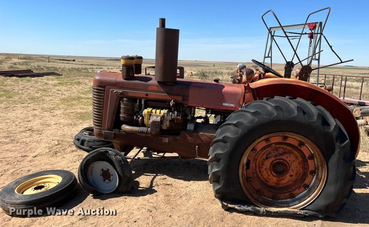 image for item IG9493 Massey Ferguson MF98  tractor