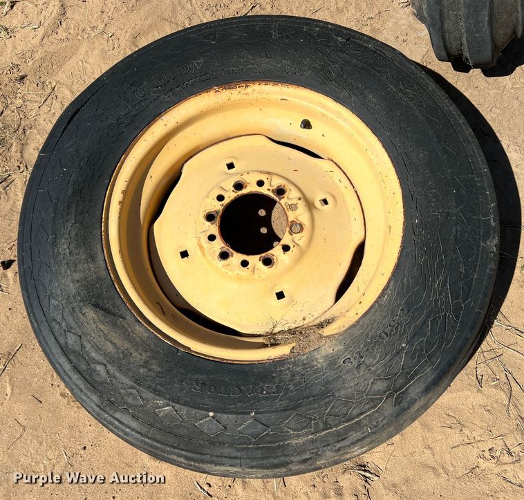 image for item IG9493 Massey Ferguson MF98  tractor