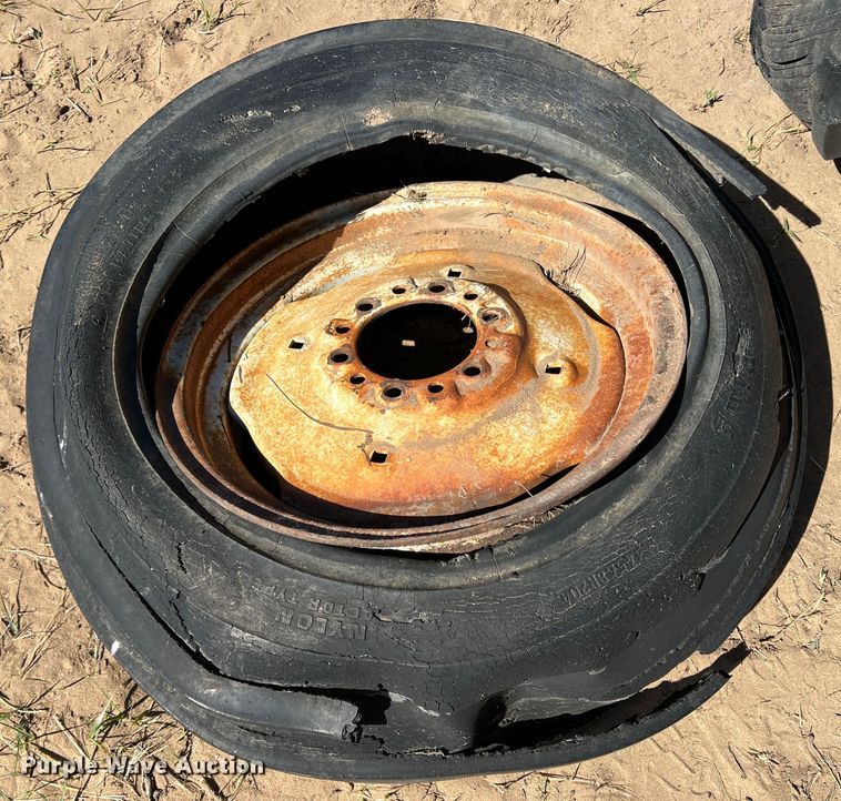 image for item IG9493 Massey Ferguson MF98  tractor