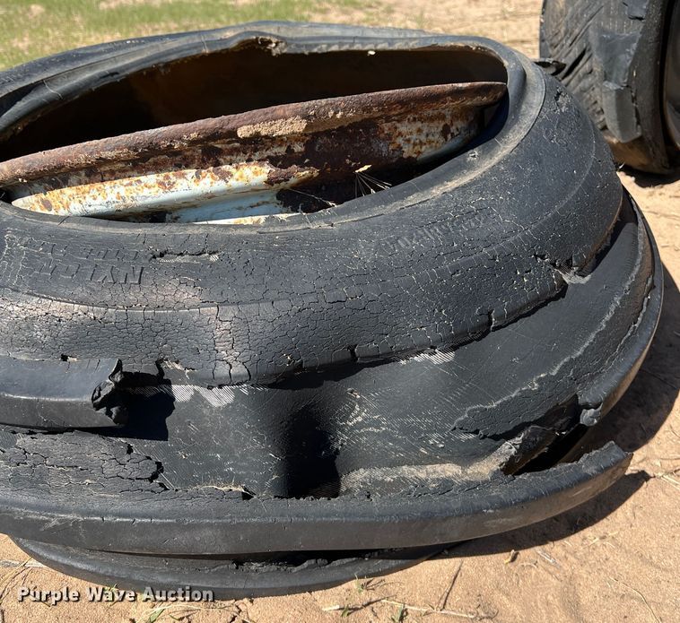 image for item IG9493 Massey Ferguson MF98  tractor