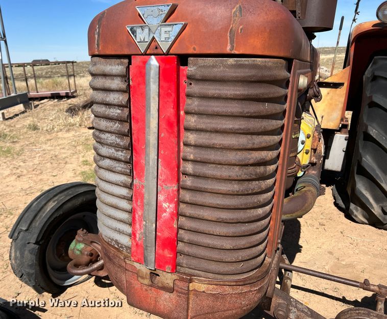 image for item IG9493 Massey Ferguson MF98  tractor