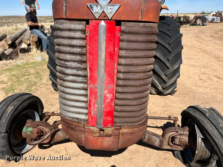 image for item IG9493 Massey Ferguson MF98  tractor