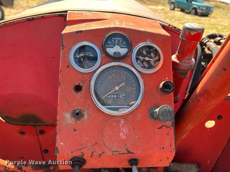 image for item IG9493 Massey Ferguson MF98  tractor