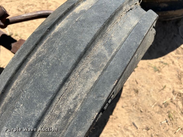 image for item IG9493 Massey Ferguson MF98  tractor