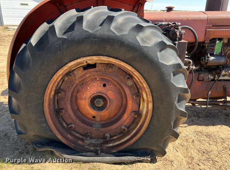 image for item IG9493 Massey Ferguson MF98  tractor