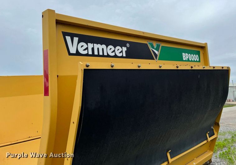 image for item JC9870 2009 Vermeer BP8000  bale processor