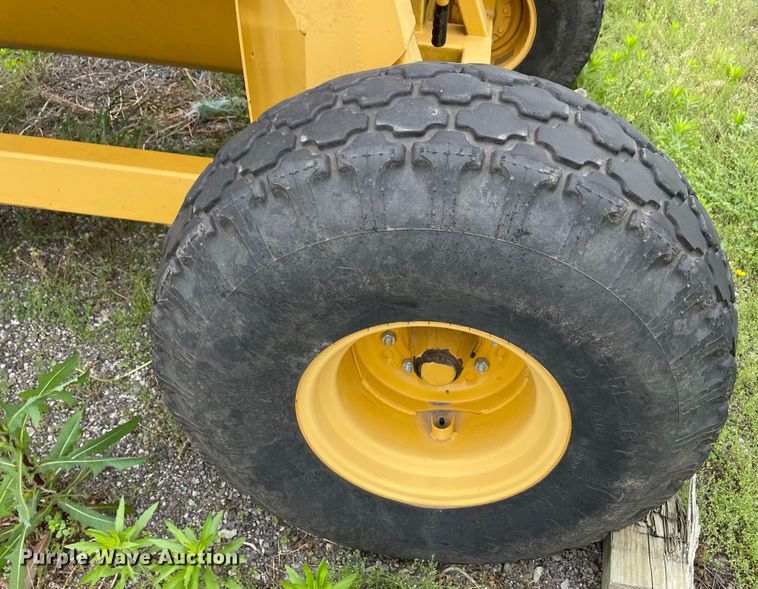 image for item JC9870 2009 Vermeer BP8000  bale processor