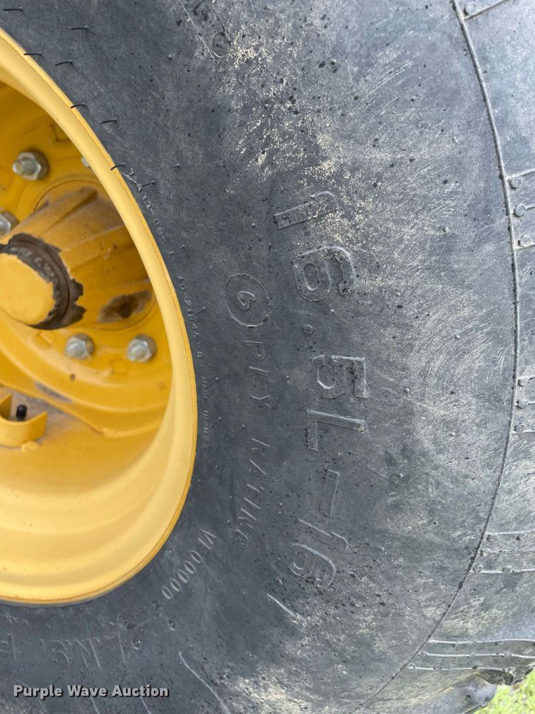 image for item JC9870 2009 Vermeer BP8000  bale processor