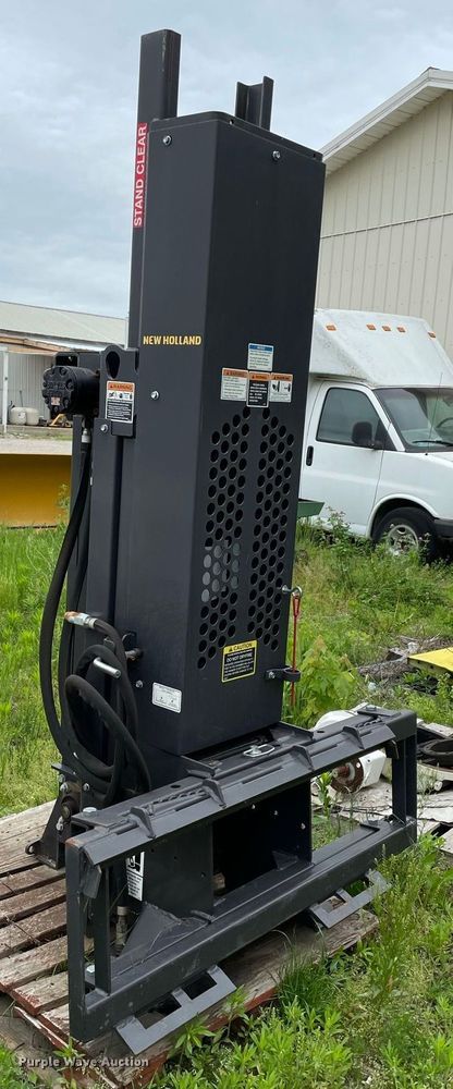image for item JC9872 2014 New Holland  skid steer post driver